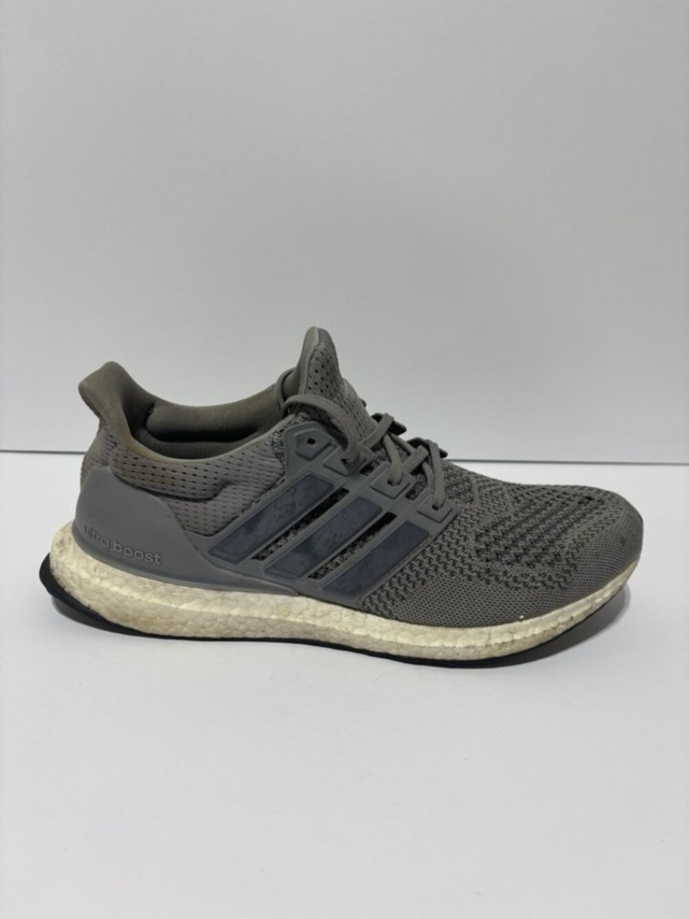 Adidas Men’s Ultraboost 1.0 Gray Running Shoes, Size 11.5 M